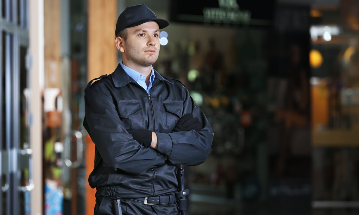 Top 3 Benefits of Working as a Security Guard 2
